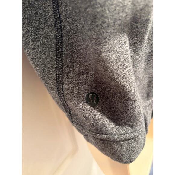 Lululemon Women’s Pullover Hoodie Size 4 Gray Modern Minimal Athleisure - Picture 4 of 7